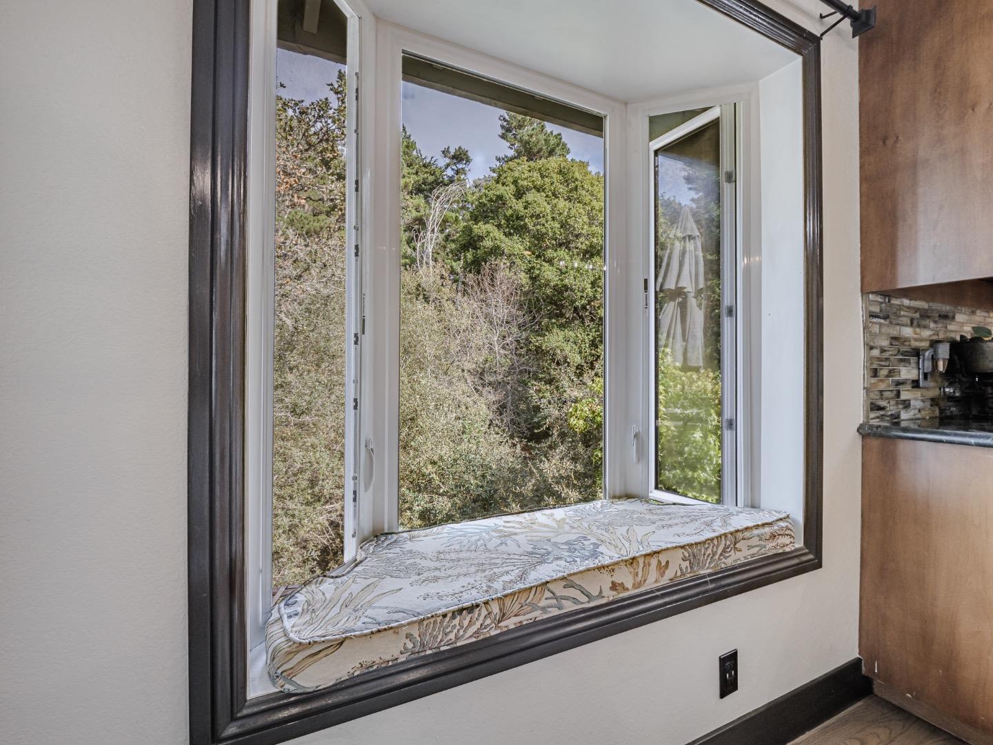 Detail Gallery Image 22 of 91 For 261 Dry Creek Rd, Aptos,  CA 95003 - 3 Beds | 3/1 Baths