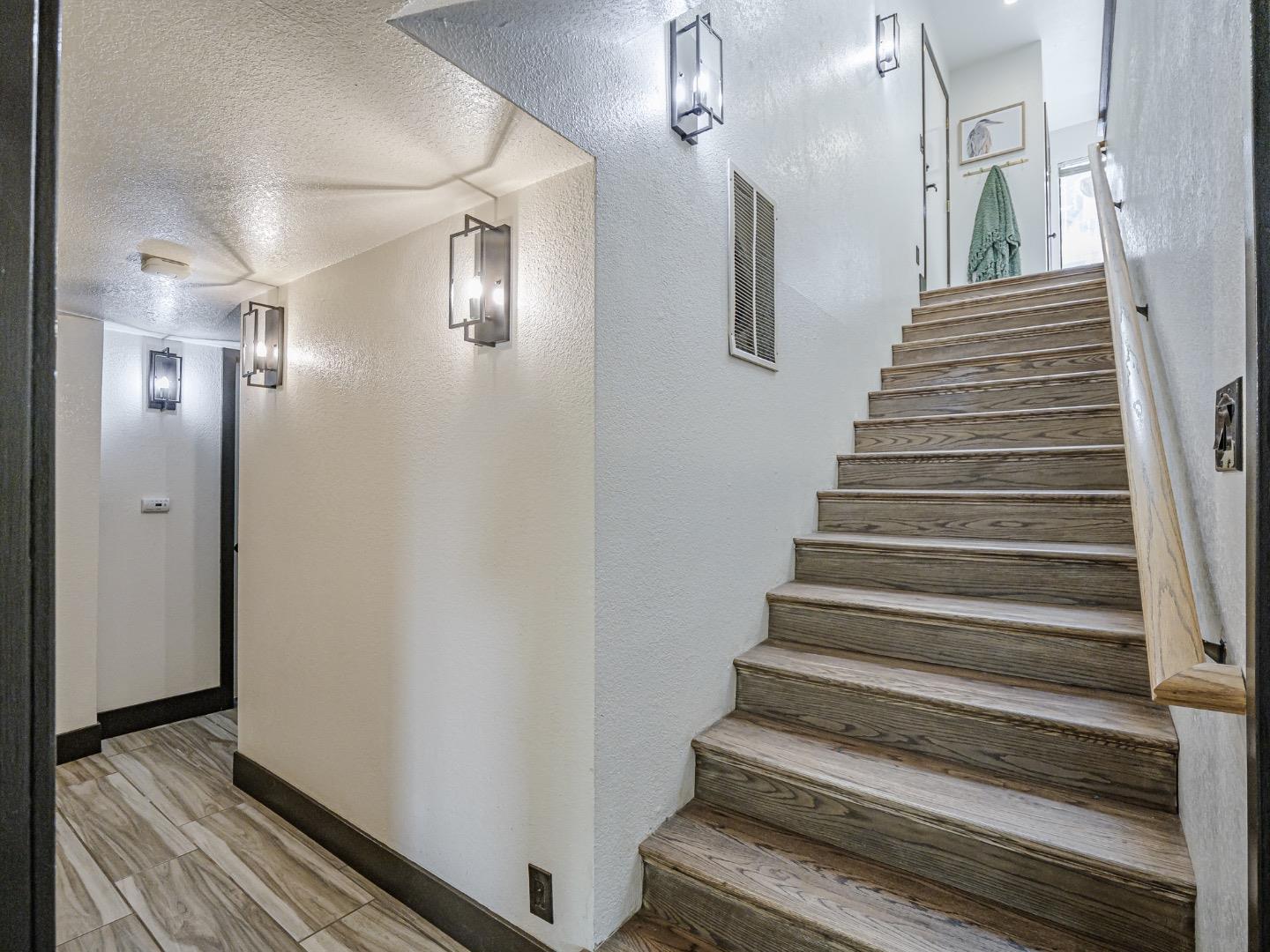 Detail Gallery Image 30 of 91 For 261 Dry Creek Rd, Aptos,  CA 95003 - 3 Beds | 3/1 Baths