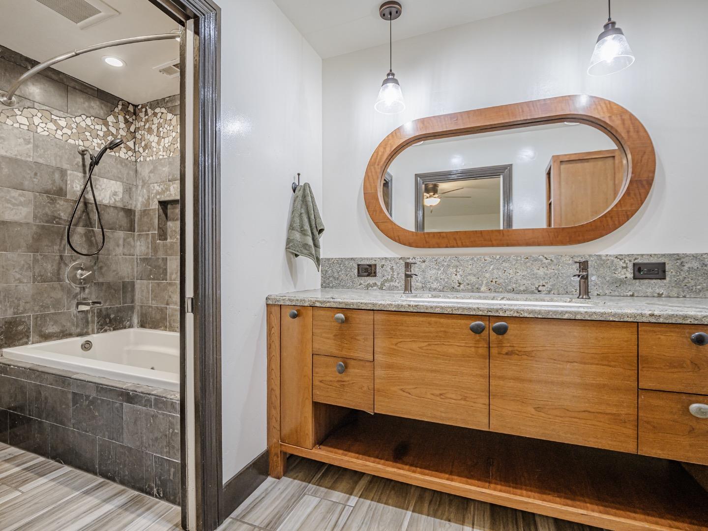 Detail Gallery Image 36 of 91 For 261 Dry Creek Rd, Aptos,  CA 95003 - 3 Beds | 3/1 Baths