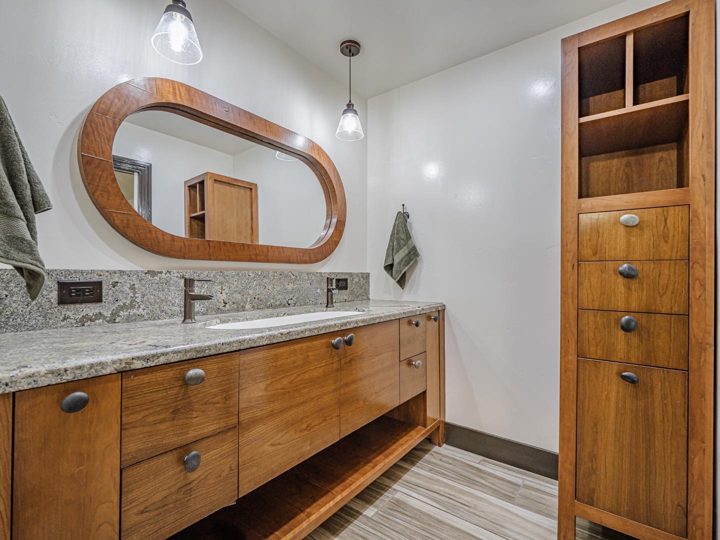 Detail Gallery Image 37 of 91 For 261 Dry Creek Rd, Aptos,  CA 95003 - 3 Beds | 3/1 Baths