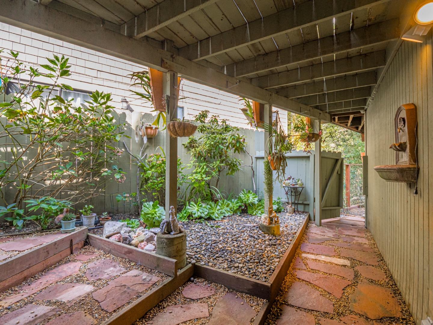 Detail Gallery Image 58 of 91 For 261 Dry Creek Rd, Aptos,  CA 95003 - 3 Beds | 3/1 Baths