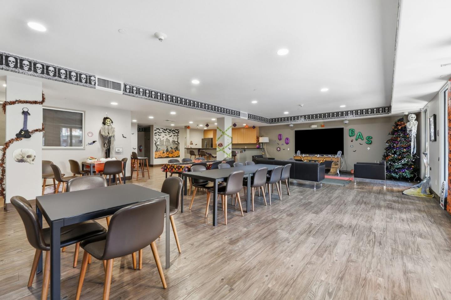 Detail Gallery Image 37 of 45 For 130 E San Fernando St #24,  San Jose,  CA 95112 - 2 Beds | 2 Baths