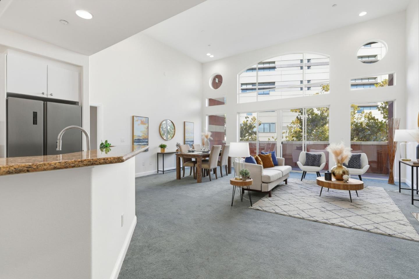 Detail Gallery Image 4 of 45 For 130 E San Fernando St #24,  San Jose,  CA 95112 - 2 Beds | 2 Baths