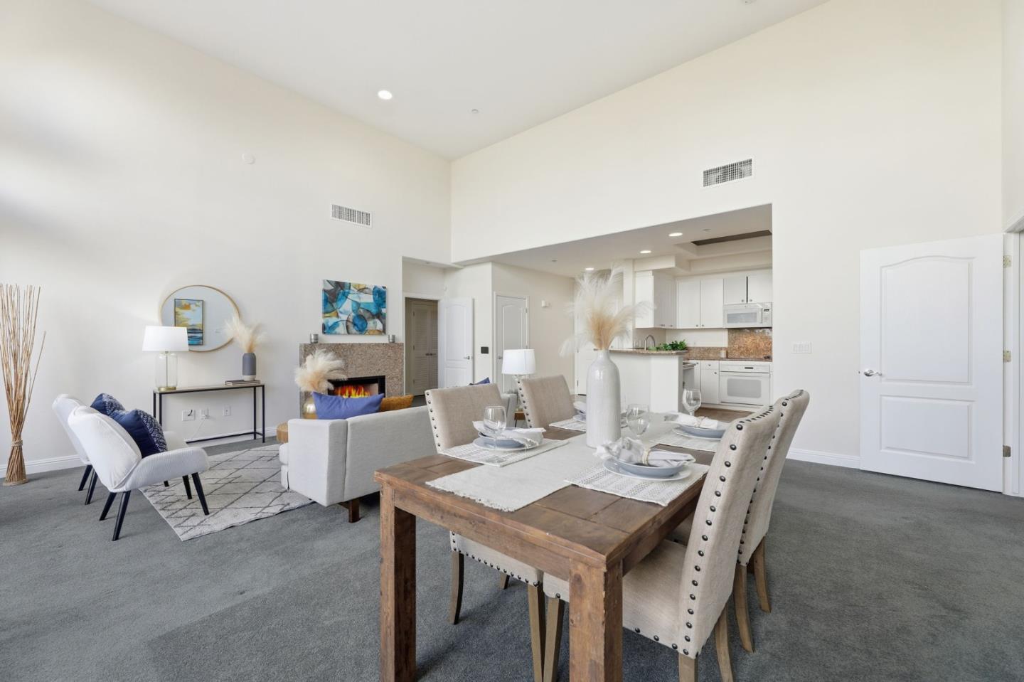 Detail Gallery Image 7 of 45 For 130 E San Fernando St #24,  San Jose,  CA 95112 - 2 Beds | 2 Baths