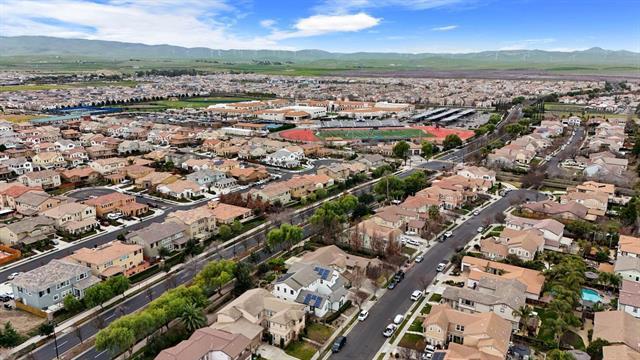 Detail Gallery Image 54 of 59 For 310 Ashlee Ave, Tracy,  CA 95391 - 4 Beds | 3/1 Baths
