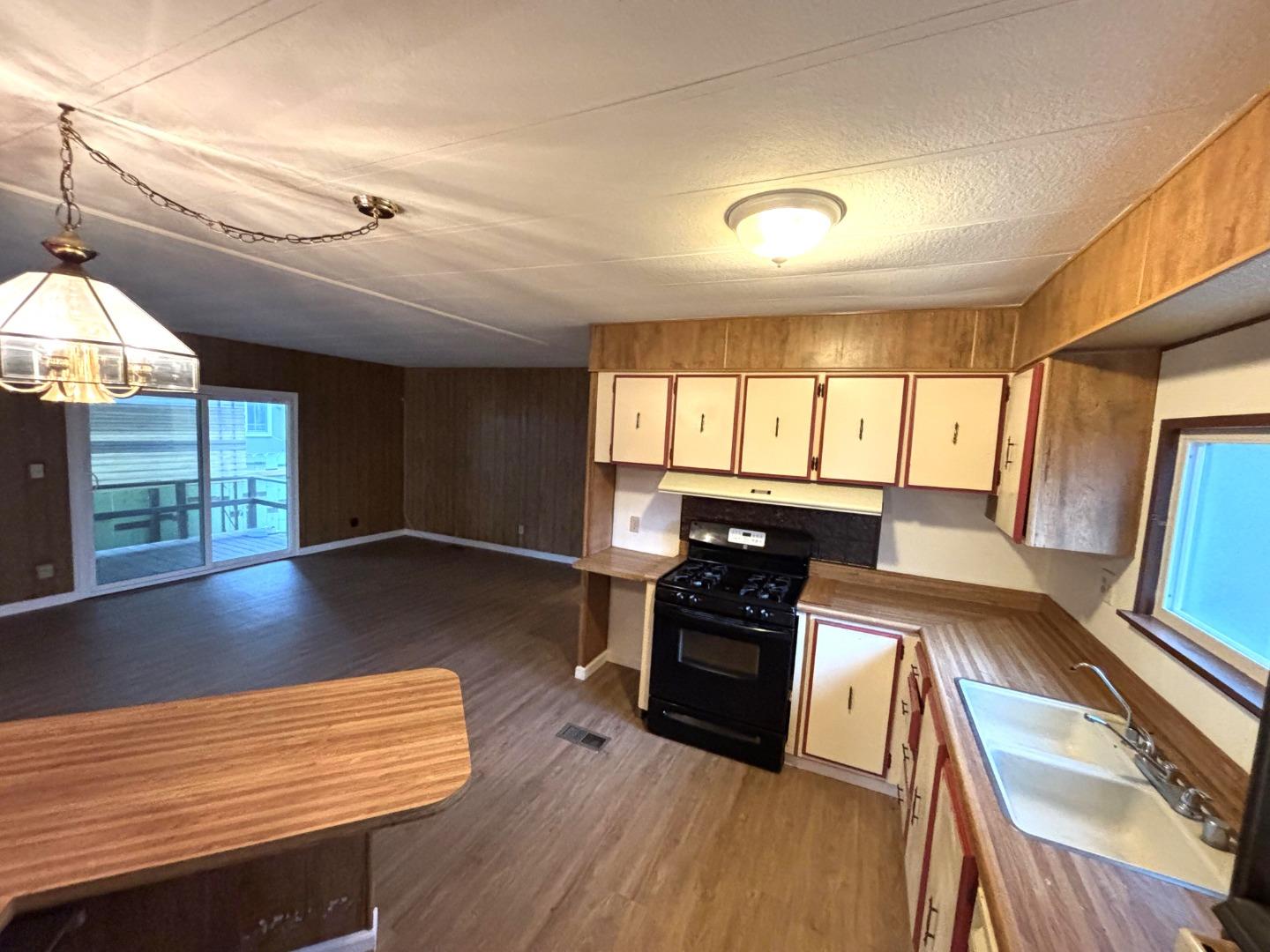 Detail Gallery Image 24 of 30 For 3156 Esplanade #304,  Chico,  CA 95973 - 2 Beds | 2 Baths