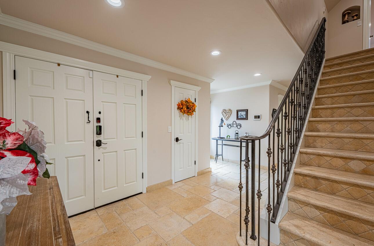 Detail Gallery Image 10 of 82 For 11394 Saddle Rd, Monterey,  CA 93940 - 4 Beds | 3/1 Baths