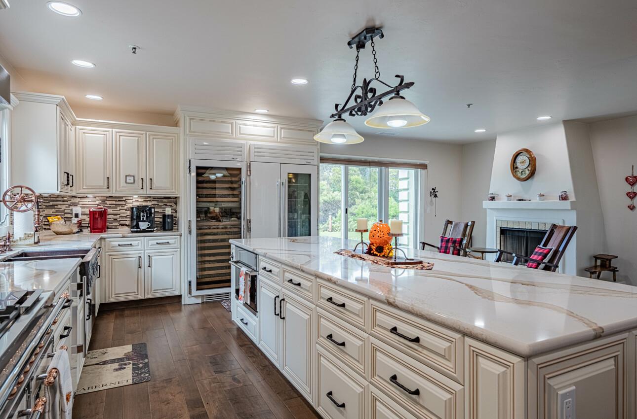 Detail Gallery Image 25 of 82 For 11394 Saddle Rd, Monterey,  CA 93940 - 4 Beds | 3/1 Baths