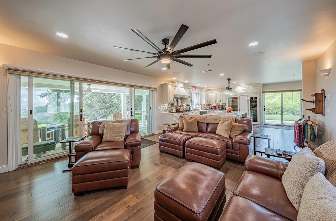 Detail Gallery Image 27 of 82 For 11394 Saddle Rd, Monterey,  CA 93940 - 4 Beds | 3/1 Baths