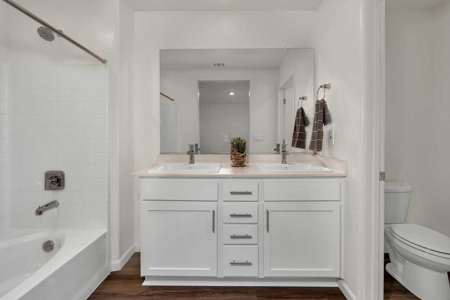 Detail Gallery Image 20 of 30 For 408 Rice Way, Los Banos,  CA 93635 - 3 Beds | 2/1 Baths