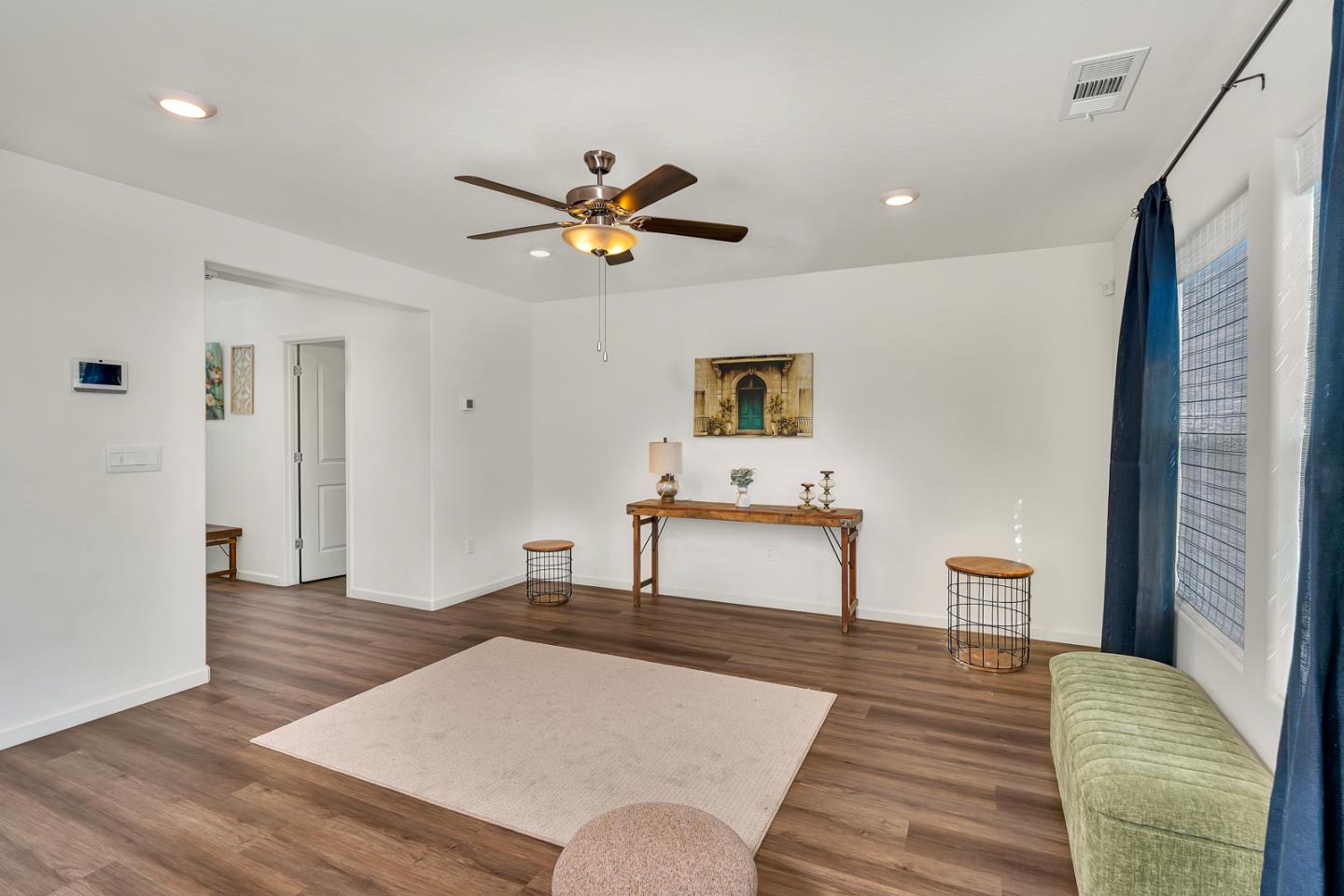 Detail Gallery Image 7 of 30 For 408 Rice Way, Los Banos,  CA 93635 - 3 Beds | 2/1 Baths