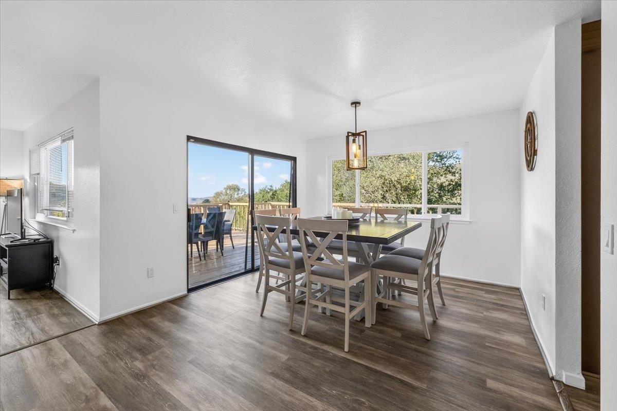 Detail Gallery Image 16 of 70 For 266 San Benancio Canyon Rd, Salinas,  CA 93908 - 6 Beds | 4 Baths