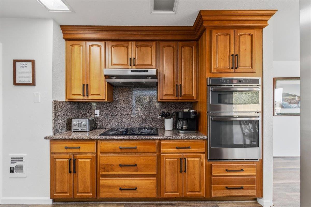 Detail Gallery Image 23 of 70 For 266 San Benancio Canyon Rd, Salinas,  CA 93908 - 6 Beds | 4 Baths