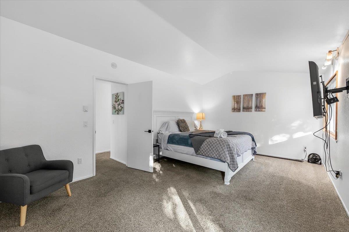 Detail Gallery Image 39 of 70 For 266 San Benancio Canyon Rd, Salinas,  CA 93908 - 6 Beds | 4 Baths