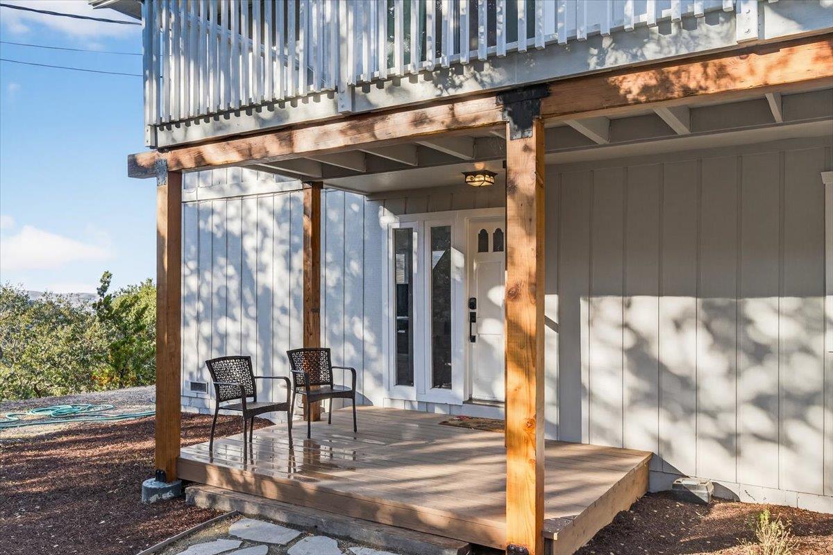 Detail Gallery Image 9 of 70 For 266 San Benancio Canyon Rd, Salinas,  CA 93908 - 6 Beds | 4 Baths