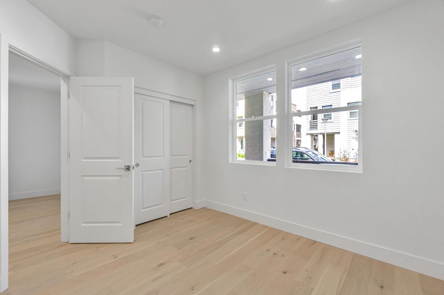 Detail Gallery Image 11 of 25 For 3201 Ivory Ter, San Ramon,  CA 94583 - 4 Beds | 3/1 Baths