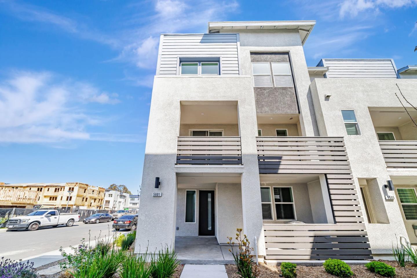 Detail Gallery Image 2 of 25 For 3201 Ivory Ter, San Ramon,  CA 94583 - 4 Beds | 3/1 Baths