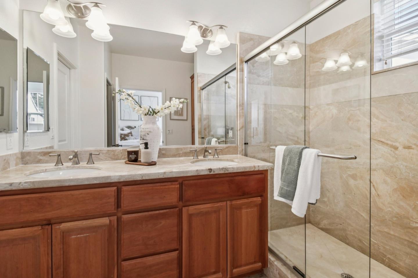 Detail Gallery Image 18 of 49 For 10837 N Stelling Rd, Cupertino,  CA 95014 - 4 Beds | 2/1 Baths