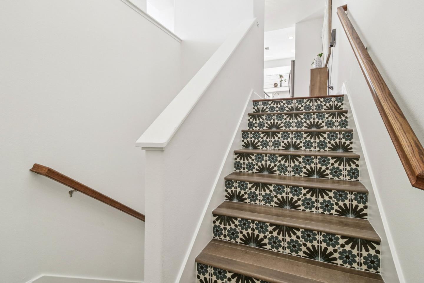 Detail Gallery Image 26 of 49 For 10837 N Stelling Rd, Cupertino,  CA 95014 - 4 Beds | 2/1 Baths