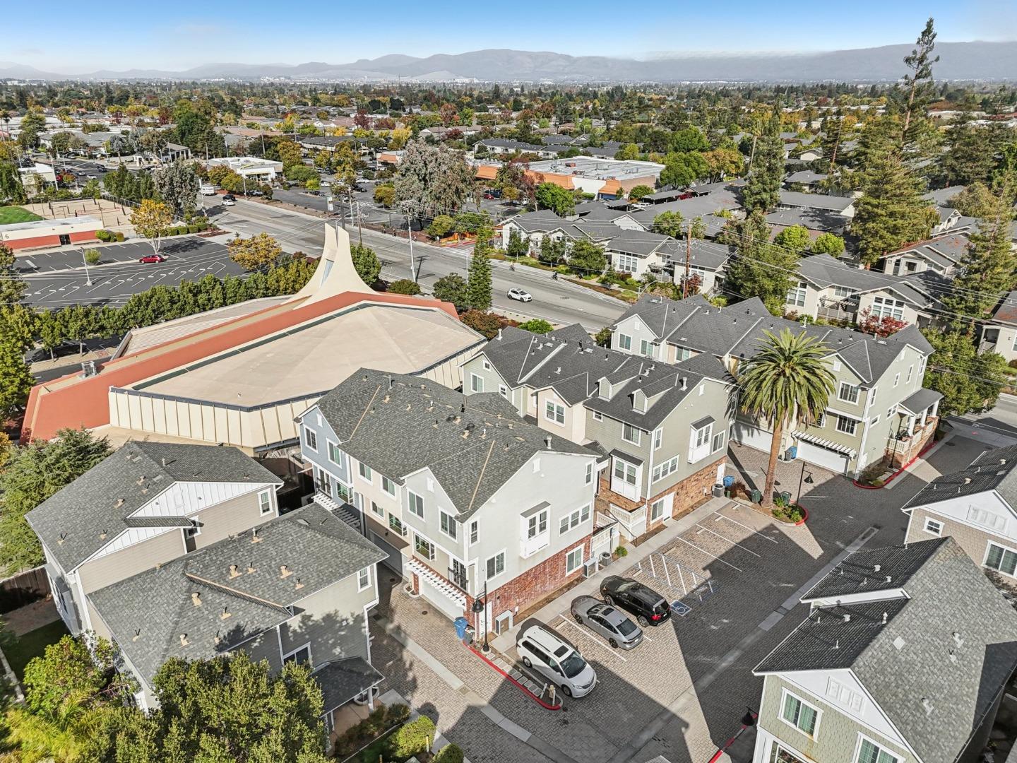 Detail Gallery Image 38 of 49 For 10837 N Stelling Rd, Cupertino,  CA 95014 - 4 Beds | 2/1 Baths