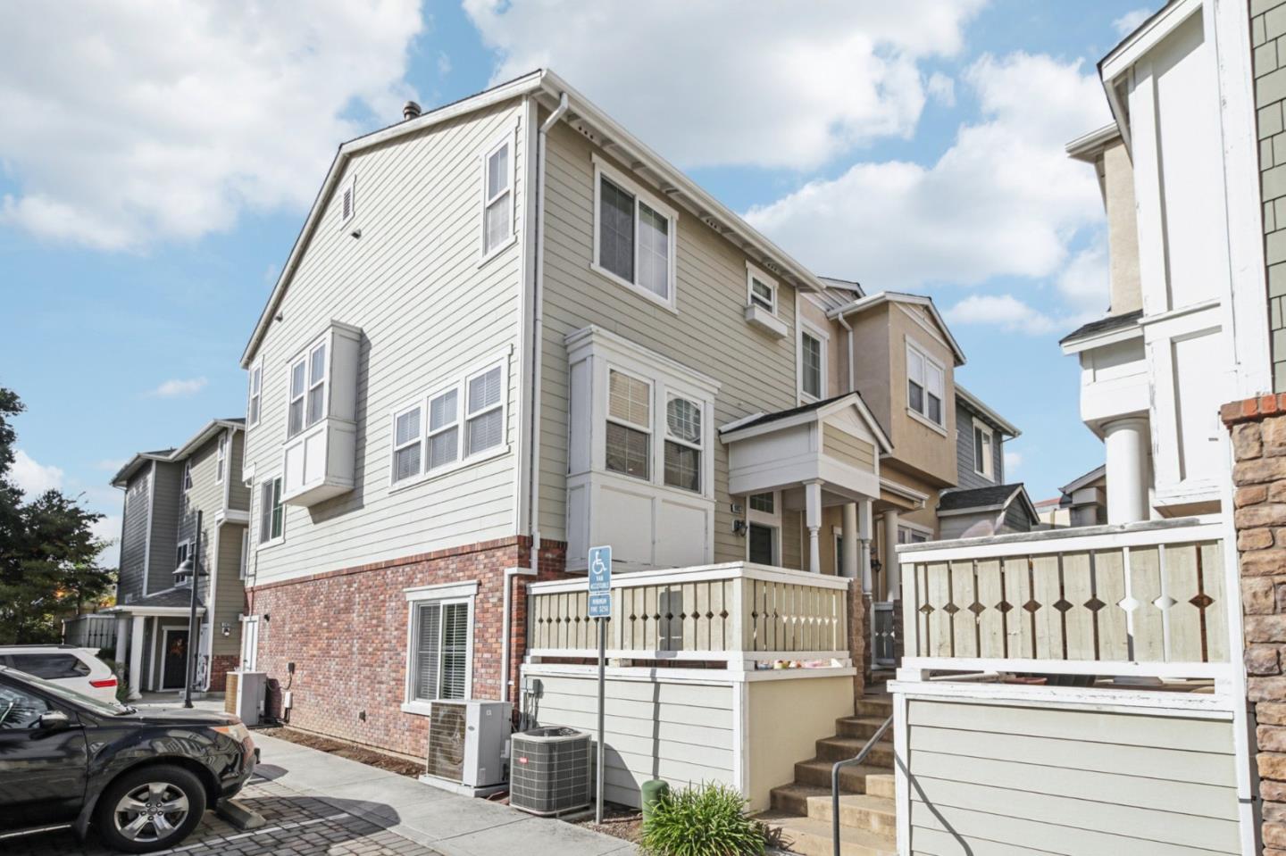 Detail Gallery Image 48 of 49 For 10837 N Stelling Rd, Cupertino,  CA 95014 - 4 Beds | 2/1 Baths