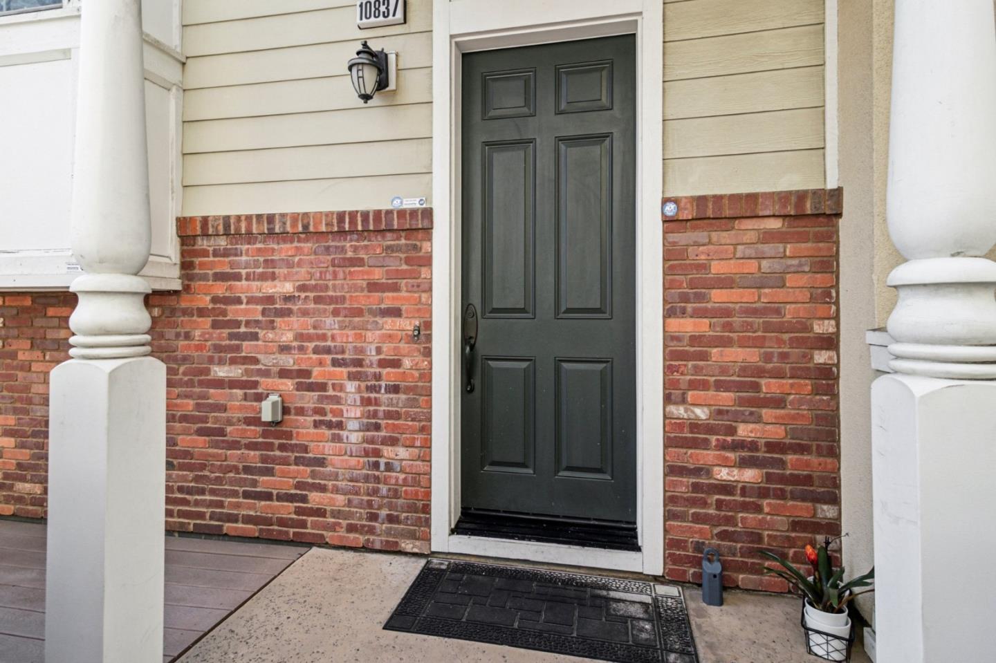 Detail Gallery Image 49 of 49 For 10837 N Stelling Rd, Cupertino,  CA 95014 - 4 Beds | 2/1 Baths