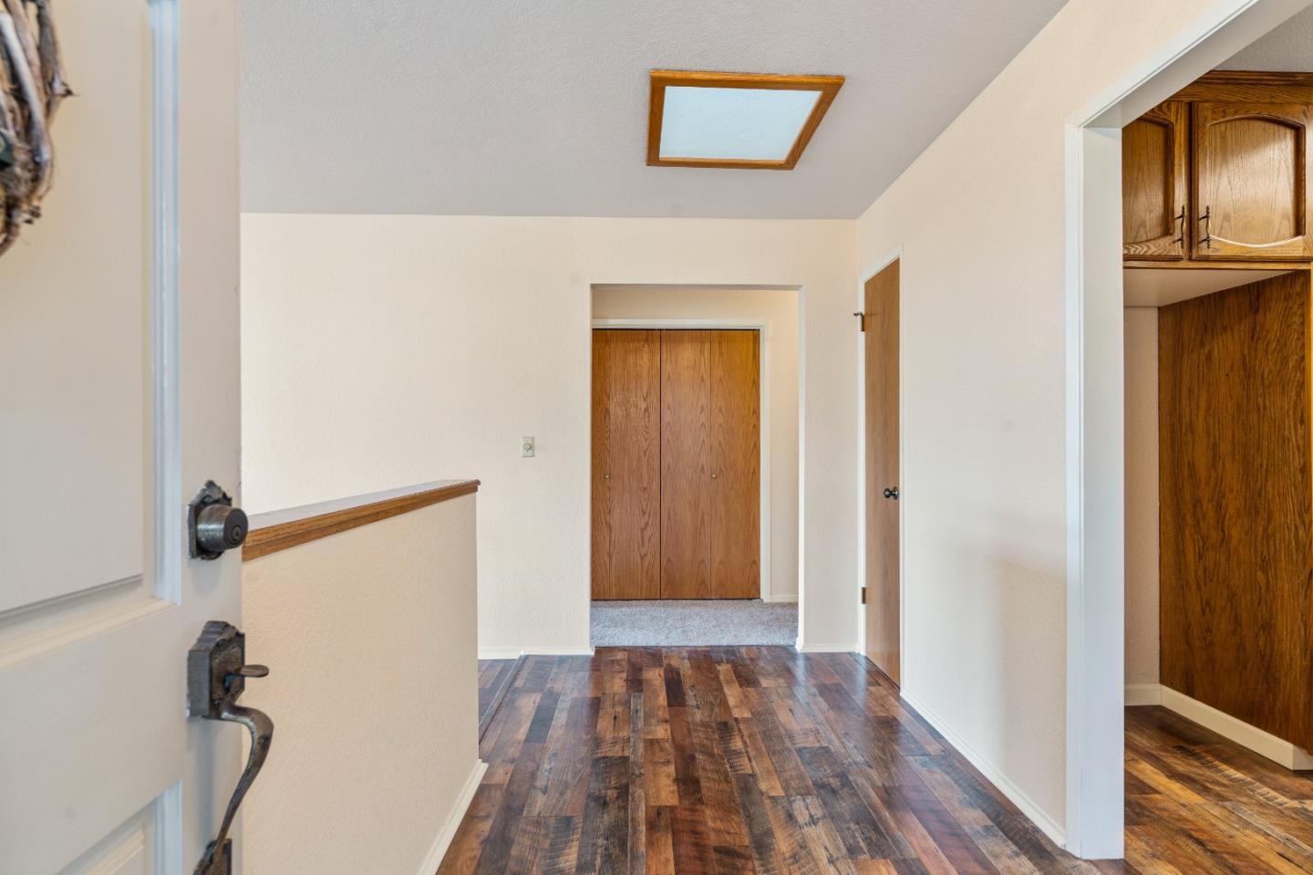 Detail Gallery Image 5 of 25 For 729 Helen Dr, Hollister,  CA 95023 - 2 Beds | 2/1 Baths