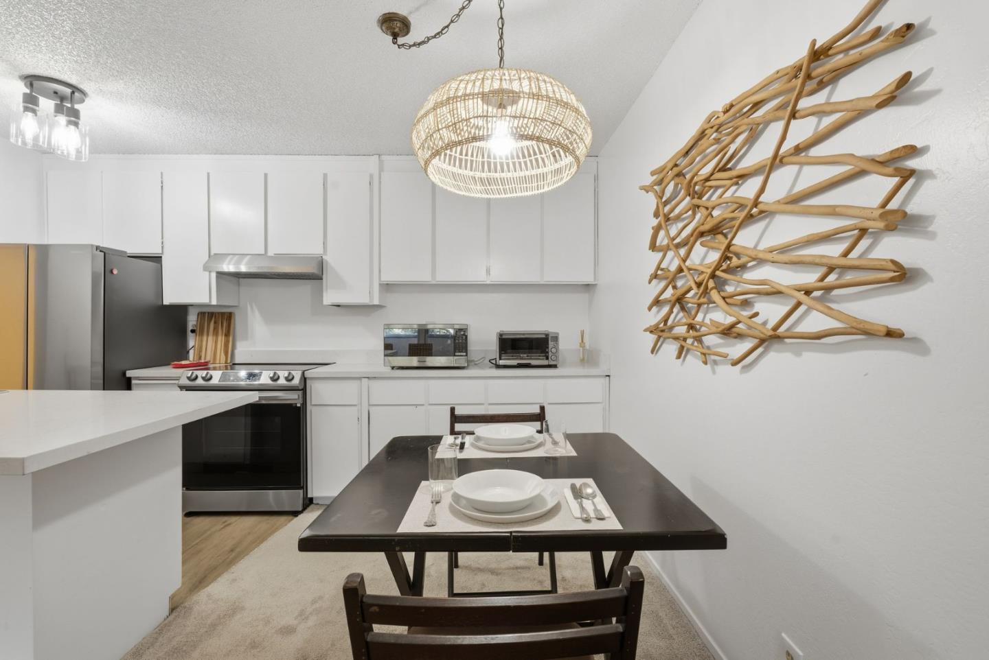 Detail Gallery Image 10 of 49 For 955 Shorepoint Ct #200,  Alameda,  CA 94501 - 1 Beds | 1 Baths