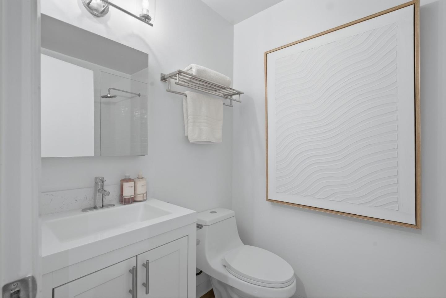 Detail Gallery Image 23 of 49 For 955 Shorepoint Ct #200,  Alameda,  CA 94501 - 1 Beds | 1 Baths