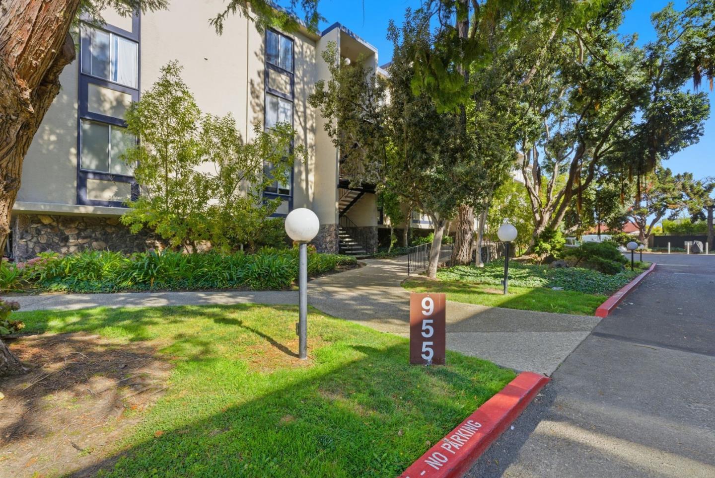 Detail Gallery Image 34 of 49 For 955 Shorepoint Ct #200,  Alameda,  CA 94501 - 1 Beds | 1 Baths