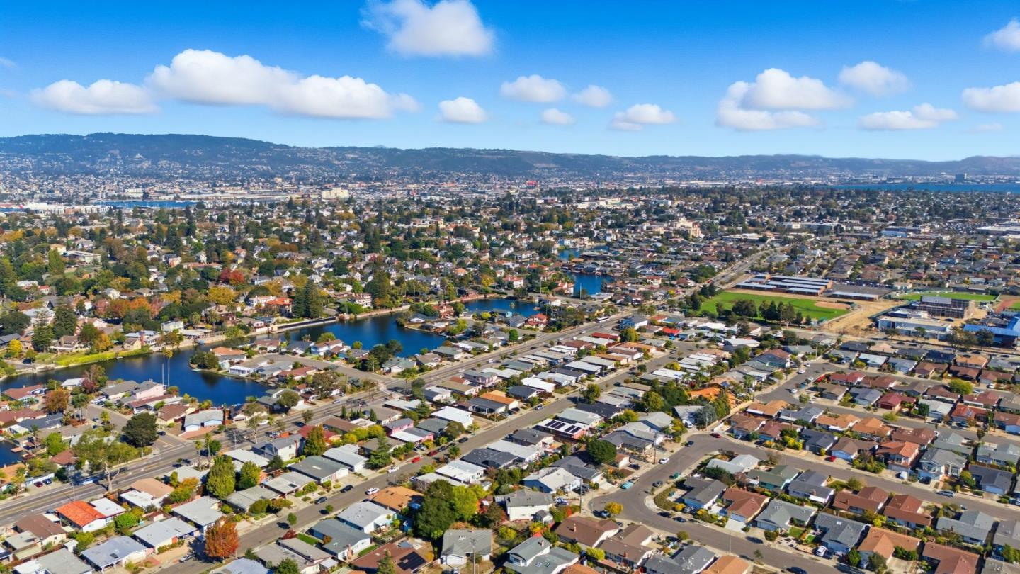 Detail Gallery Image 46 of 49 For 955 Shorepoint Ct #200,  Alameda,  CA 94501 - 1 Beds | 1 Baths