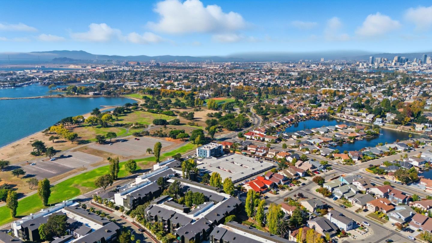 Detail Gallery Image 47 of 49 For 955 Shorepoint Ct #200,  Alameda,  CA 94501 - 1 Beds | 1 Baths