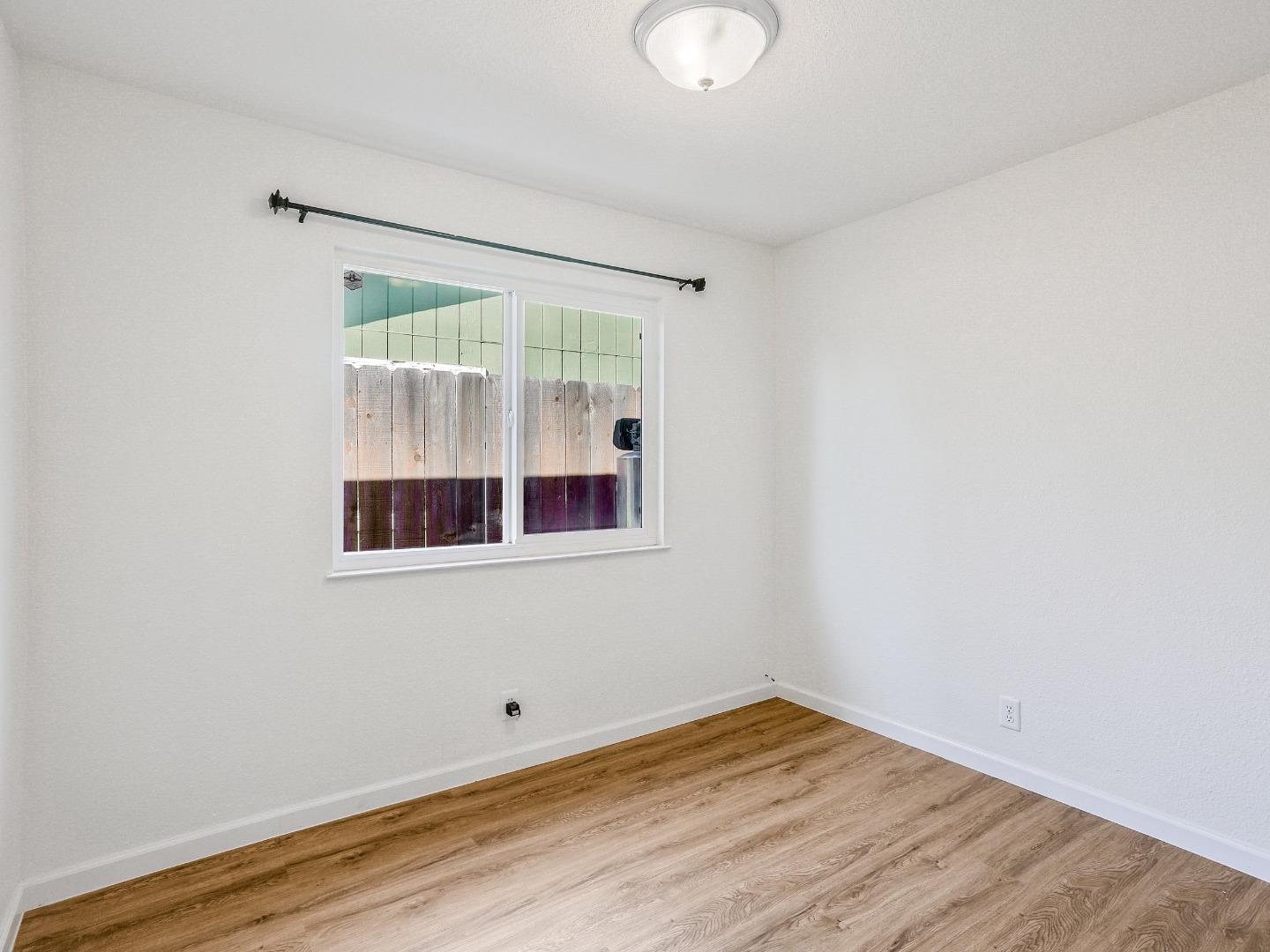 Detail Gallery Image 19 of 33 For 726 Milestone Dr, Lathrop,  CA 95330 - 3 Beds | 2 Baths