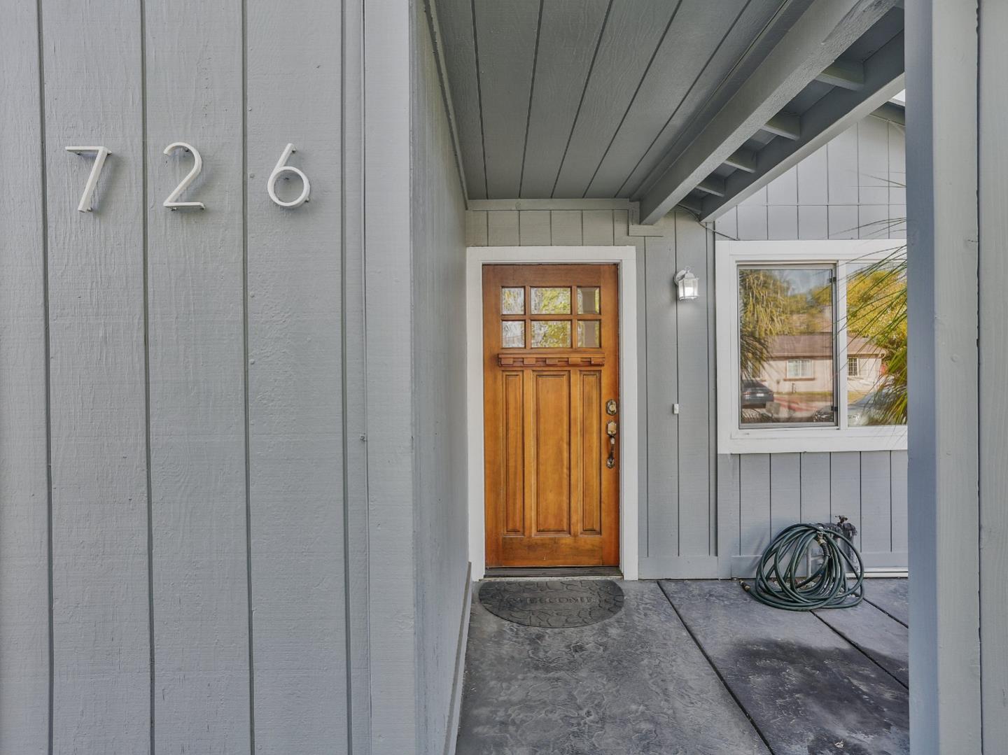 Detail Gallery Image 3 of 33 For 726 Milestone Dr, Lathrop,  CA 95330 - 3 Beds | 2 Baths