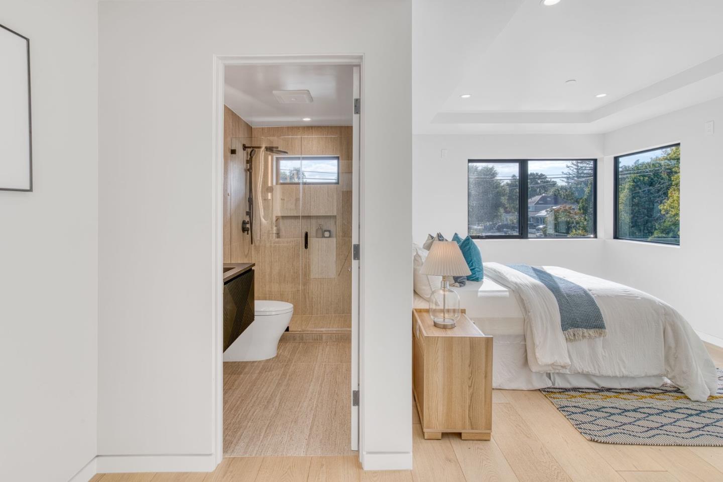 Detail Gallery Image 24 of 43 For 545 Georgia Ave, Palo Alto,  CA 94306 - 5 Beds | 5/1 Baths