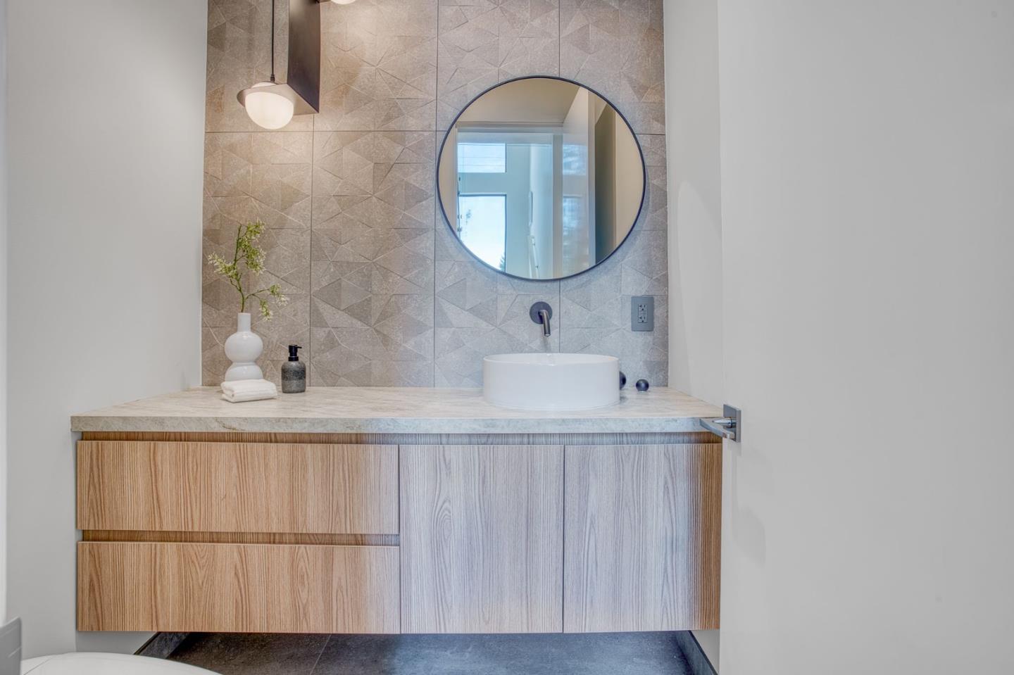 Detail Gallery Image 36 of 43 For 545 Georgia Ave, Palo Alto,  CA 94306 - 5 Beds | 5/1 Baths