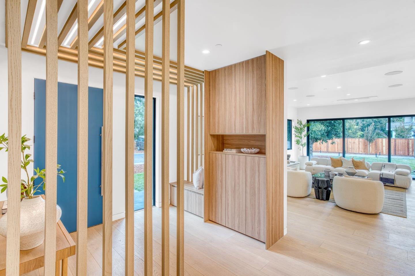 Detail Gallery Image 5 of 43 For 545 Georgia Ave, Palo Alto,  CA 94306 - 5 Beds | 5/1 Baths