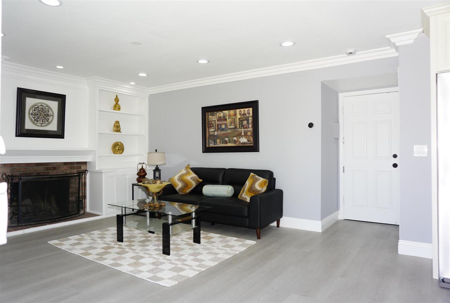 Detail Gallery Image 15 of 35 For 3342 San Saba Dr, San Jose,  CA 95148 - 4 Beds | 2/1 Baths