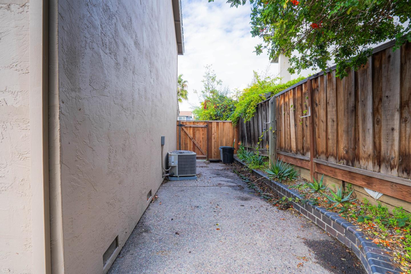 Detail Gallery Image 39 of 42 For 3342 San Saba Dr, San Jose,  CA 95148 - 4 Beds | 2/1 Baths