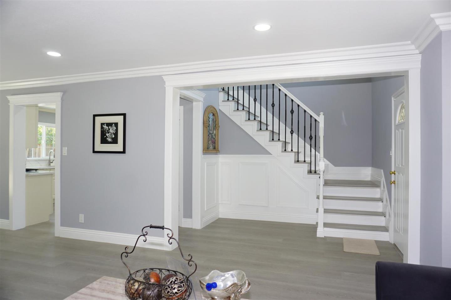 Detail Gallery Image 7 of 35 For 3342 San Saba Dr, San Jose,  CA 95148 - 4 Beds | 2/1 Baths