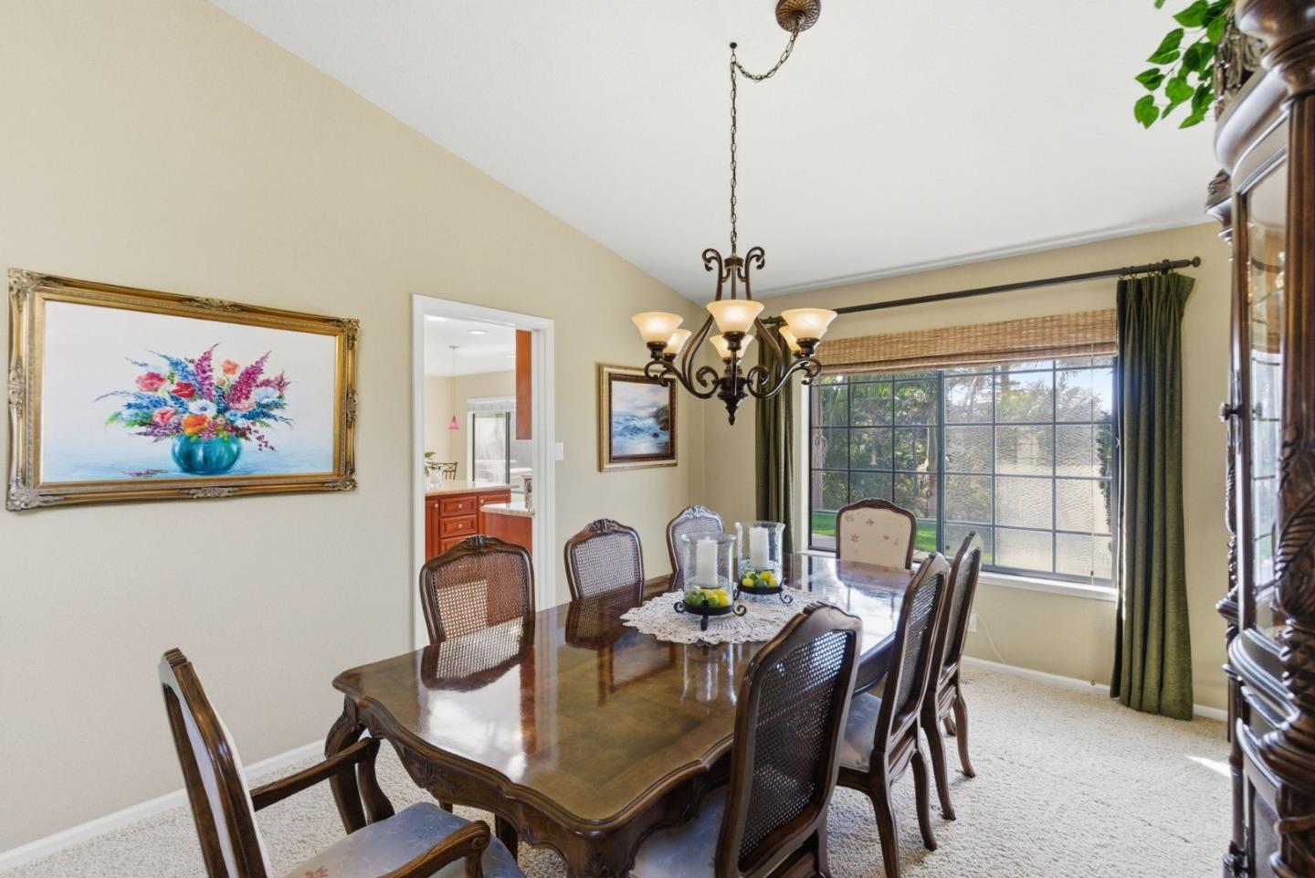 Detail Gallery Image 12 of 49 For 108 Mesa Verde Way, San Carlos,  CA 94070 - 5 Beds | 3 Baths