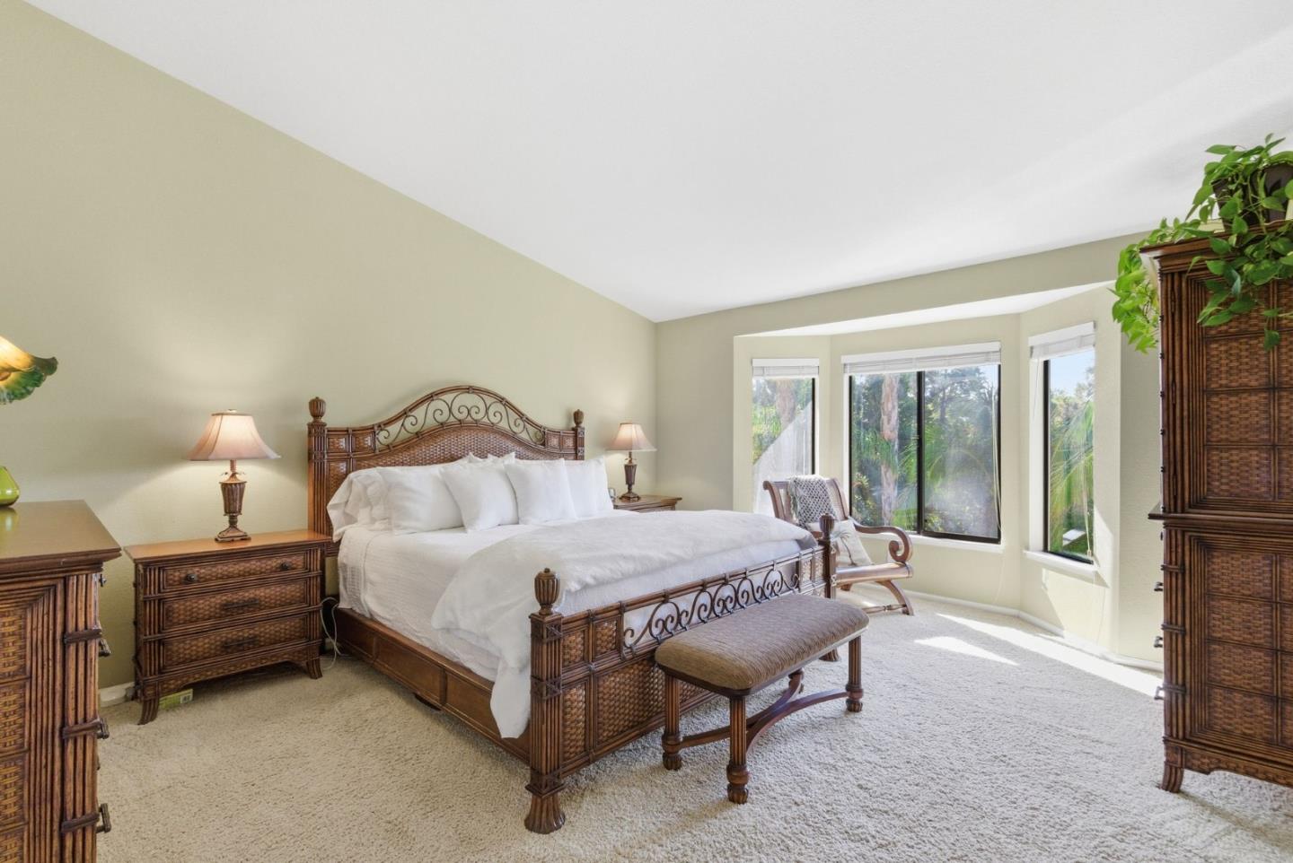 Detail Gallery Image 24 of 49 For 108 Mesa Verde Way, San Carlos,  CA 94070 - 5 Beds | 3 Baths