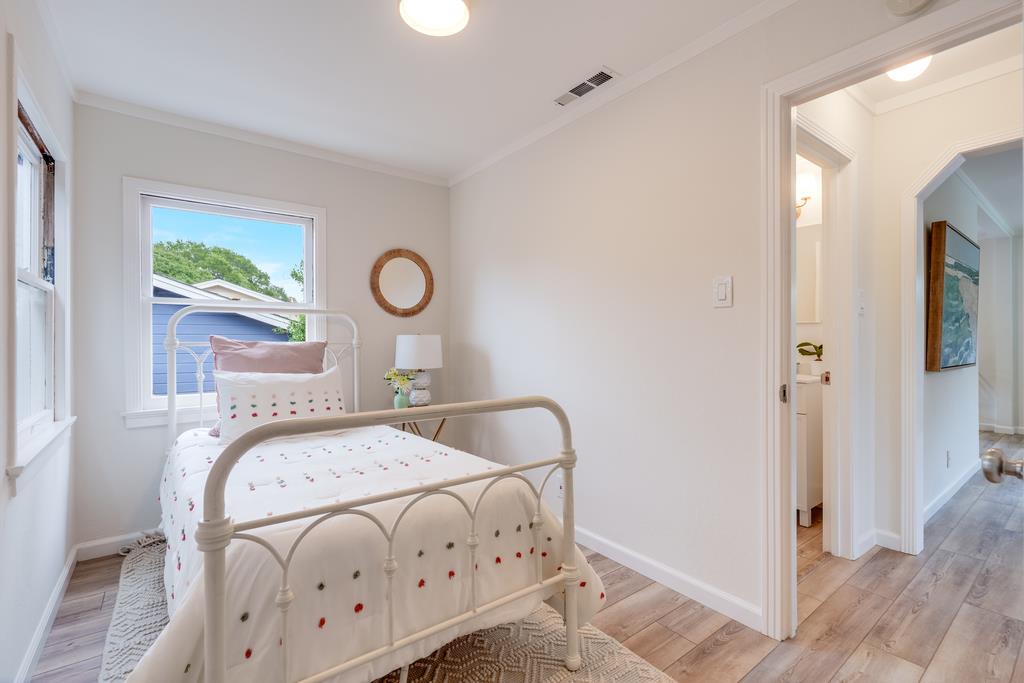 Detail Gallery Image 24 of 32 For 130 Darwin St, Santa Cruz,  CA 95062 - 2 Beds | 1 Baths