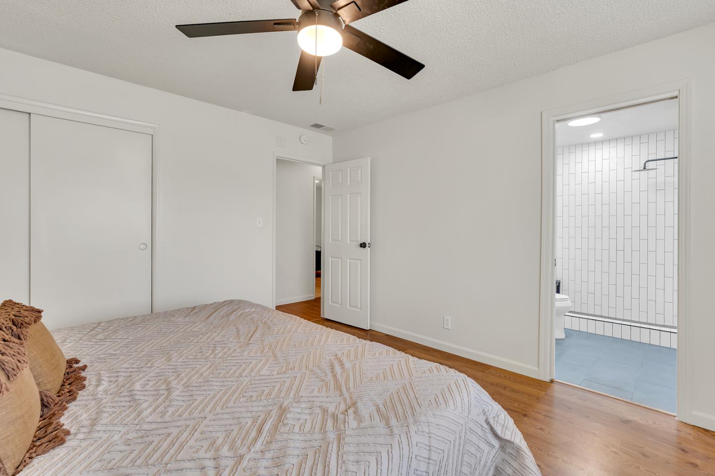 Detail Gallery Image 19 of 46 For 1062 Madison Ave, Los Banos,  CA 93635 - 4 Beds | 2 Baths