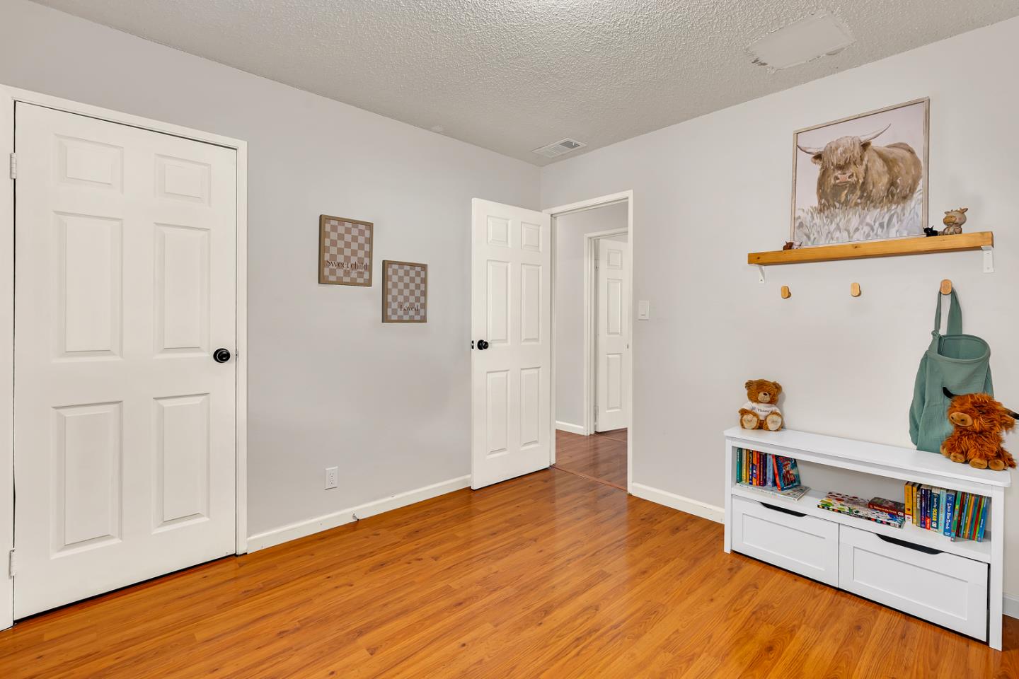 Detail Gallery Image 22 of 46 For 1062 Madison Ave, Los Banos,  CA 93635 - 4 Beds | 2 Baths