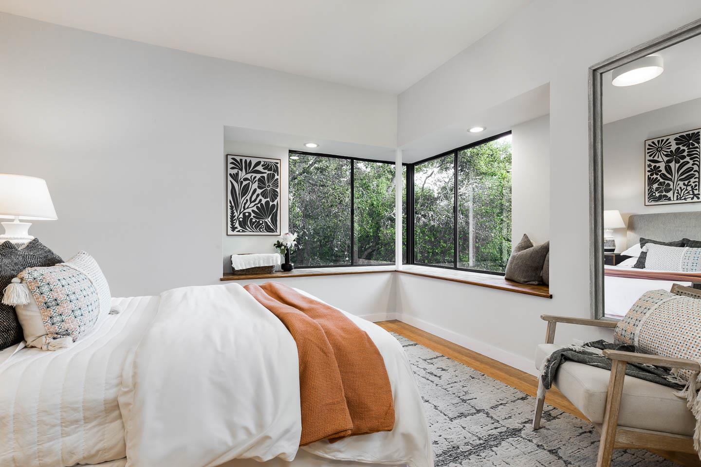 Detail Gallery Image 9 of 17 For 1230 Sharon Park Dr #55,  Menlo Park,  CA 94025 - 2 Beds | 2 Baths