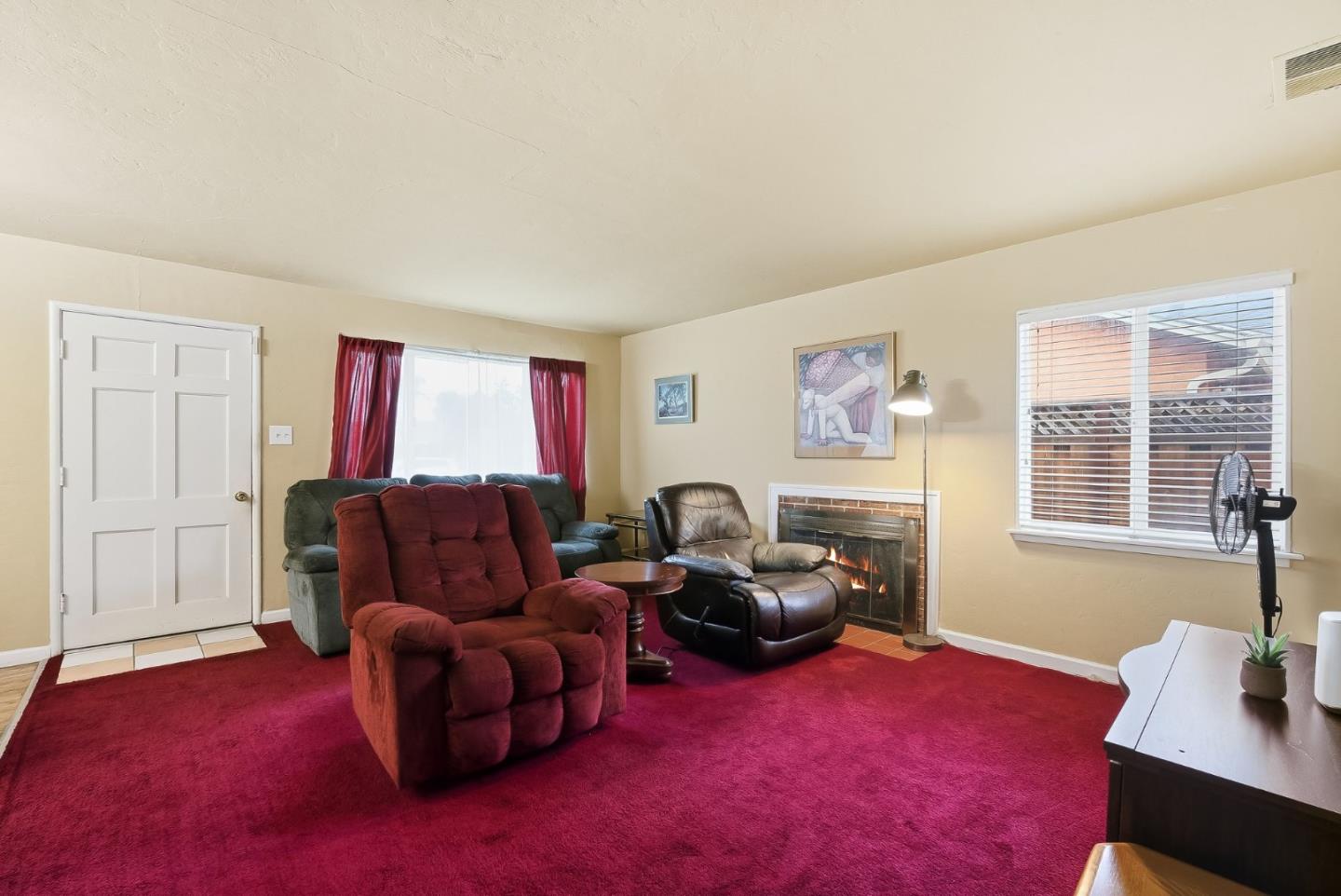 Detail Gallery Image 3 of 18 For 82 Magellan Ave, San Jose,  CA 95116 - 3 Beds | 1 Baths