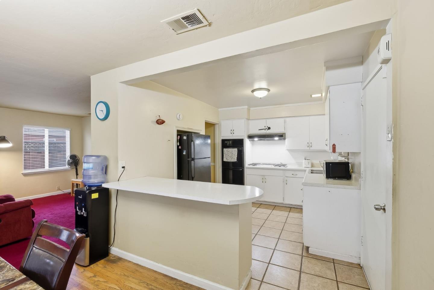 Detail Gallery Image 6 of 18 For 82 Magellan Ave, San Jose,  CA 95116 - 3 Beds | 1 Baths