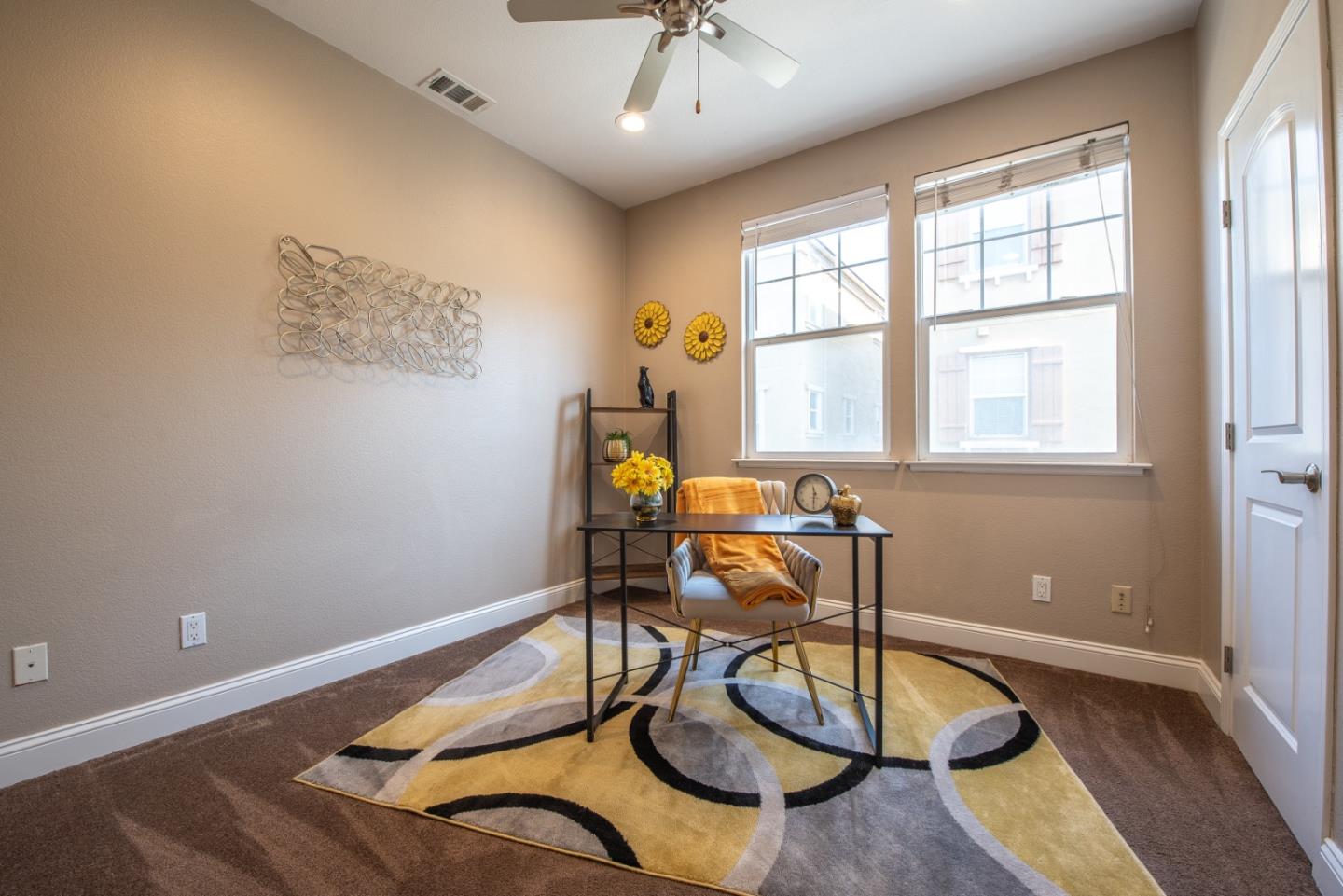 Detail Gallery Image 13 of 31 For 347 Bella Ridge Ter, San Jose,  CA 95125 - 4 Beds | 4 Baths