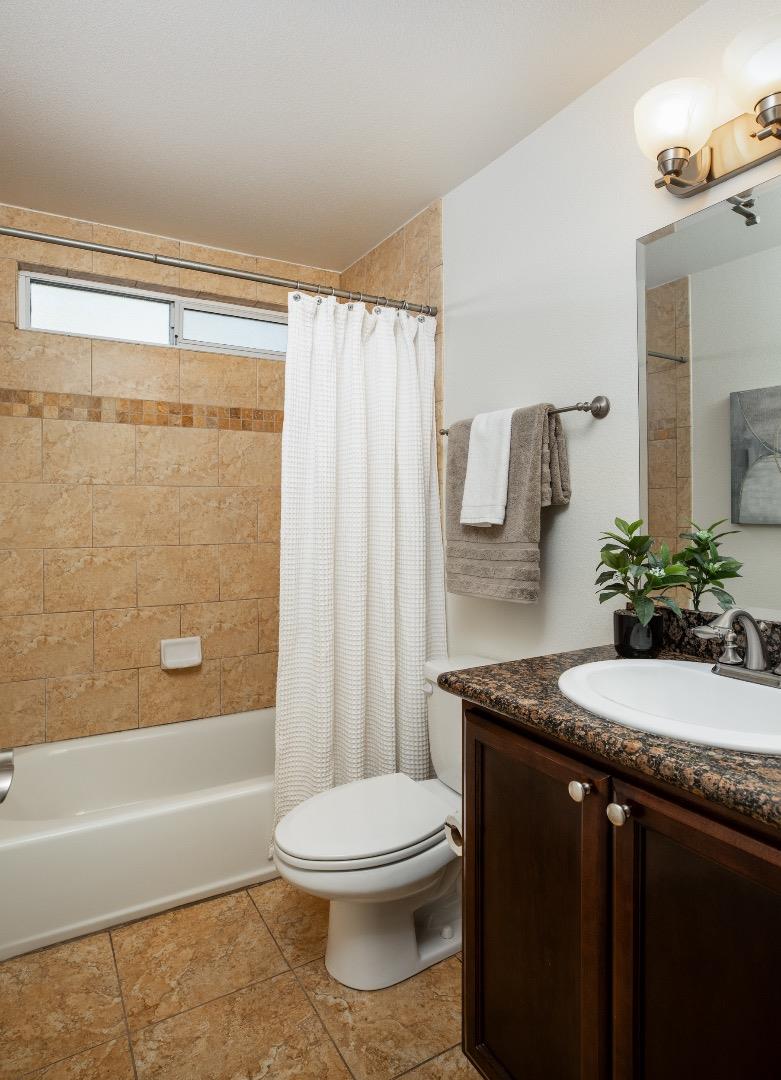 Detail Gallery Image 12 of 16 For 4970 Cherry Ave #110,  San Jose,  CA 95118 - 2 Beds | 1 Baths